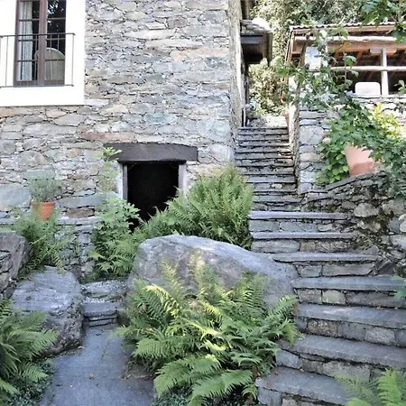 Nyaraló In With Swimming Pool