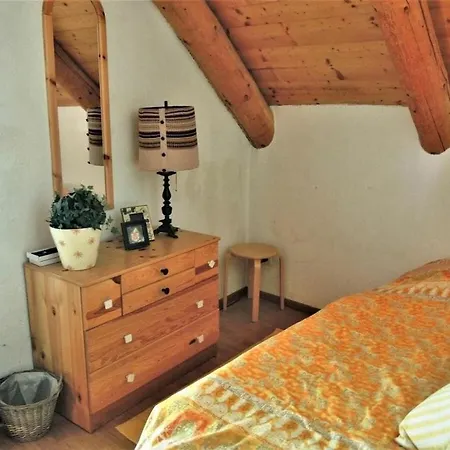 Vakantiehuis In With Swimming Pool