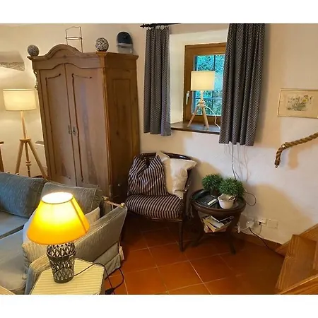 In With Swimming Pool Vakantiehuis Cugnasco