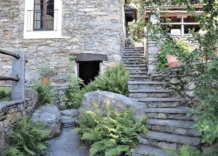 度假居 In With Swimming Pool