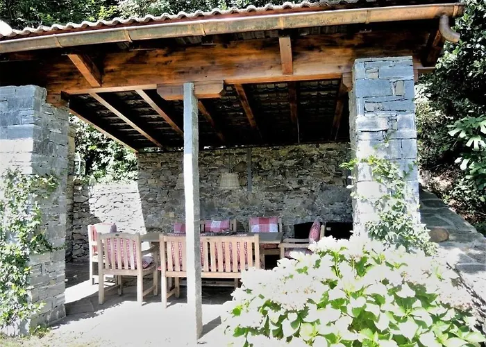 In With Swimming Pool Cugnasco